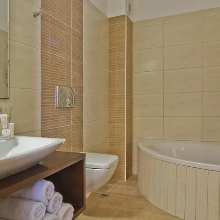 Hotel apartamentowy Socrates & 4*