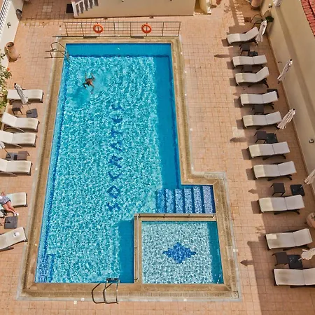 Aparthotel Socrates &